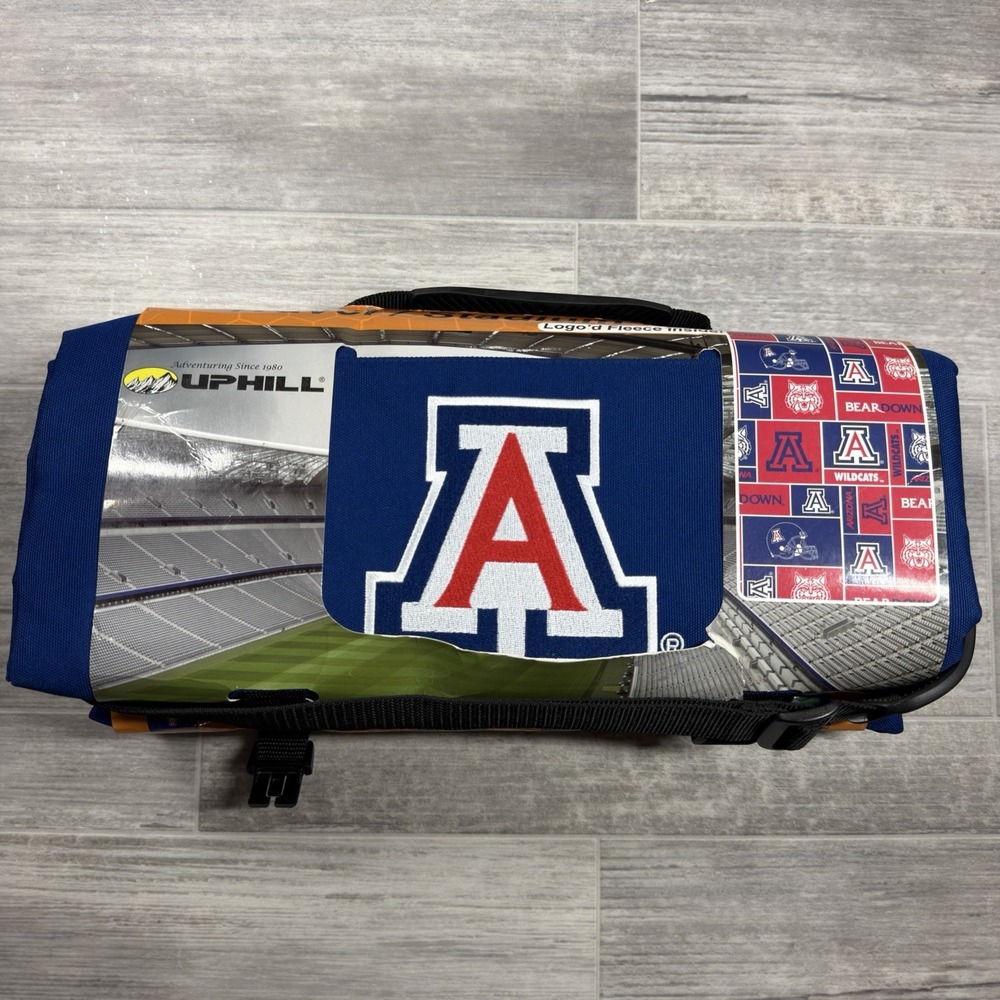 Arizona Wildcats Stadium Blanket 65 in. x 55 in. New Water Resistant College New